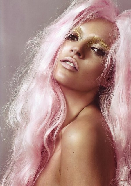 Kate-Moss-baby-pink-pastel-hair