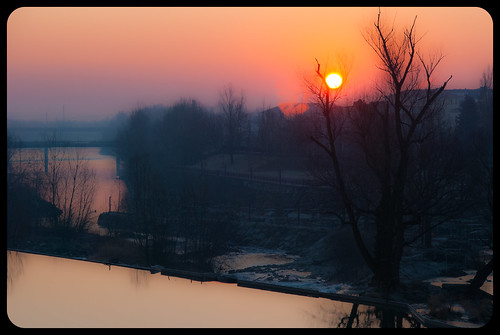 italy sun sunrise river nikon italia day alba fiume dora piemonte sole piedmont ivrea giorno d80 canavese