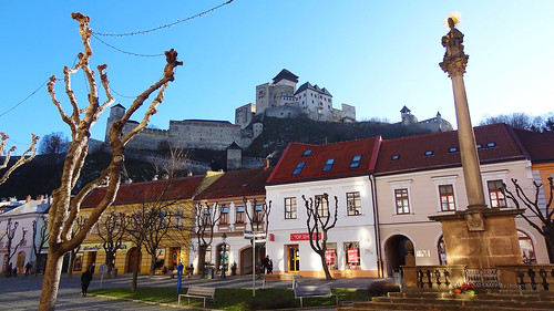 houses sky cliff castle monument beautiful weather architecture river december fort outdoor sunny landmark historic valley slovakia colourful citycentre rivervalley trencin 2015 trenčín
