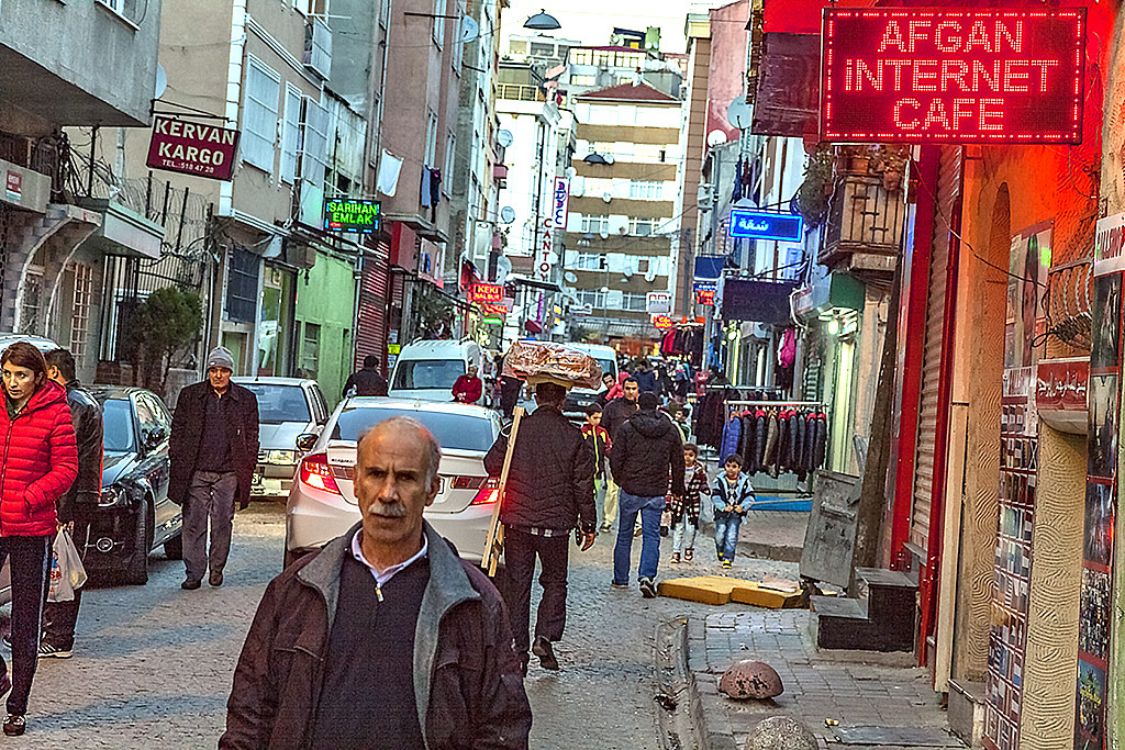 AFGAN INTERNET CAFE--Istanbul
