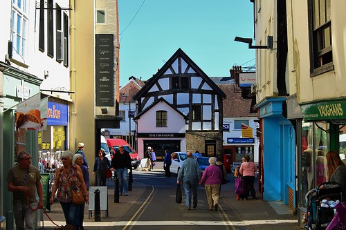 england sunlight architecture outside europe shropshire ludlow markettown streetview historicbuilding halftimberedhouse