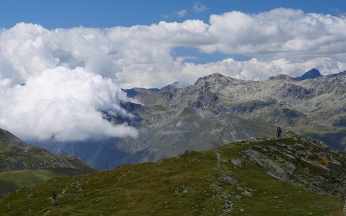 cloud mountains alps alpes landscape schweiz switzerland suisse claw svizzera nuage paysage a100 engadine montagnes amount graubünden grisons graubunden sal1680z minoltaamount carlzeisssonyf35451680mm sgrischus variosonnartdt35451680