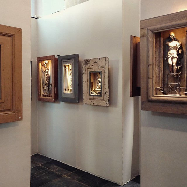 Peter Gabrielse, box art, exhibiting in Kunst&Antiek Werkend, at Grote Kerk, Naarden, The Netherlands.