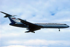 Aeroflot TU-154M RA-85638 BCN 11/11/2000