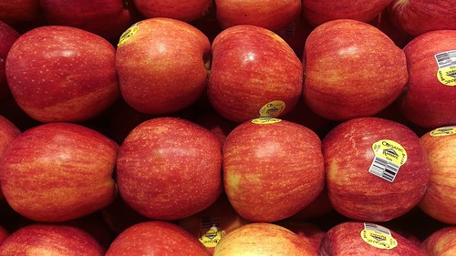 red apple fruit stack delicious rainier apples produce organic gala galaapples chemicallyorganic organicmyass