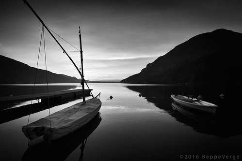 water sunrise boats dawn alba mergozzo lagodimergozzo beppeverge