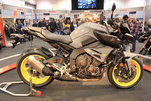 2016 Yamaha MT-10