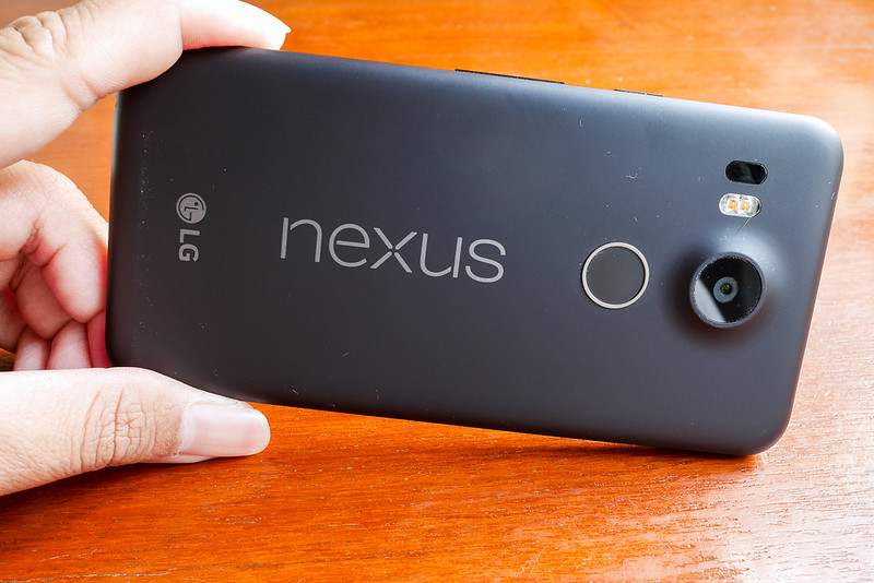 Nexus5X_body_02