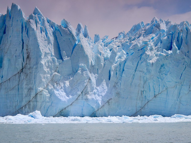 Por la Patagonia ARGENTINA - Blogs of Argentina - Visita inesperada al glaciar con paseo marítimo (nov-2012) (16)
