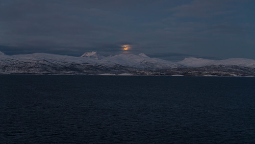 sea moon mountain snow water norway night clouds landscape norge forrest no norwegen fjord troms