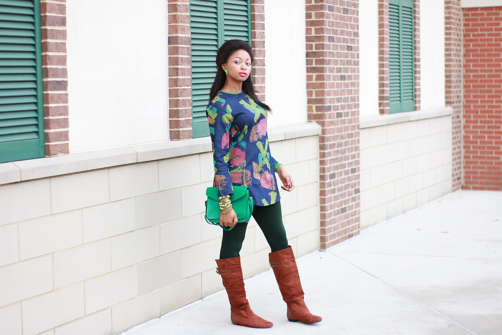 how to style green leggings