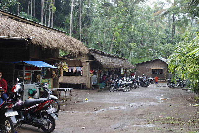 Main di Malang - Andeman - Warung