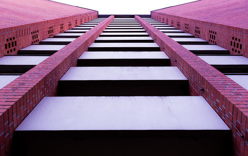 red sky house abstract building rot architecture 50mm pattern f14 himmel haus symmetry architektur symmetric bern berne hochhaus hss symmetrisch liebefeld fischermätteli canoneos6d sliderssunday sigmaart sigma50mmf14dghsmart