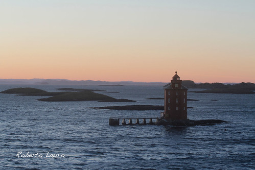 travel sea lighthouse norway canon faro mare viaggi norvegia hurtigruten kjeungskjær