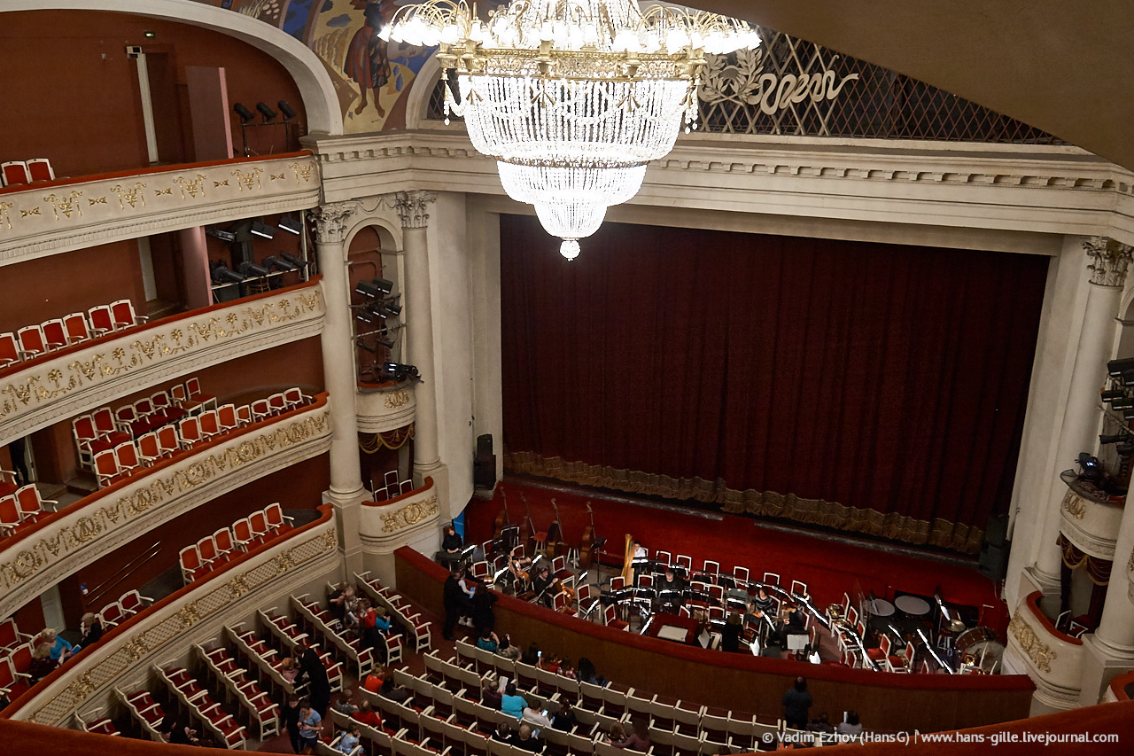 Театр оперы и балета Саратов