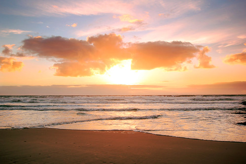 sunlight sunrise canon sigma australia newsouthwales goldenhour ballina northcoast