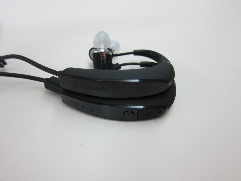 Klipsch R6 In-Ear Bluetooth Earphones - Behind-the-ear Design