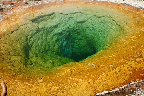 yellowstonenationalpark hotspring thermal uppergeyserbasin