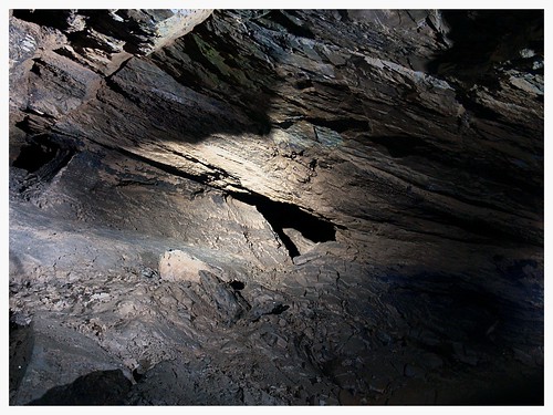germany deutschland saxony sachsen cave geology stalactite höhle sinter speleology flowstone tropfsteinhöhle geologie vogtland kalkstein drachenhöhle syrau syrauer