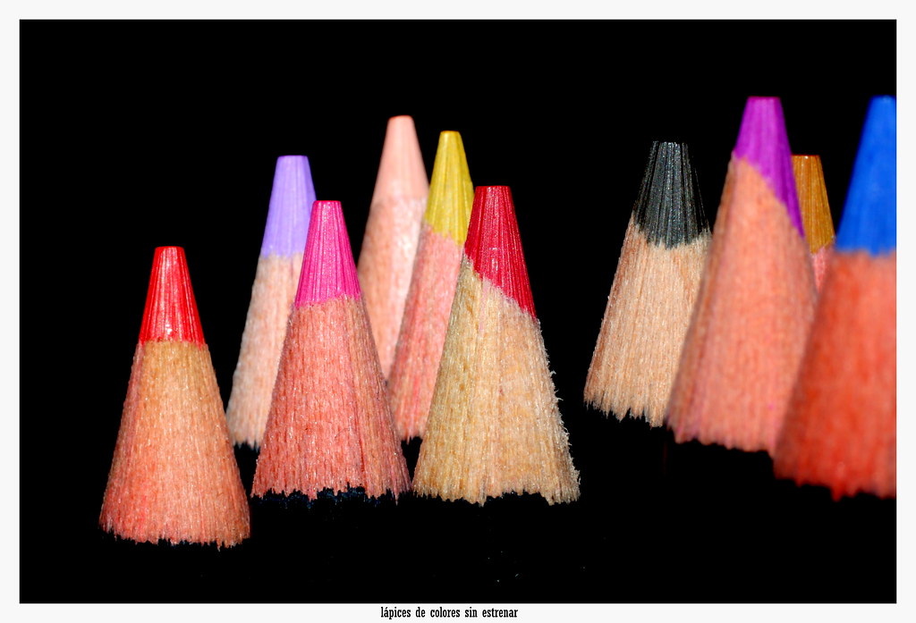 lápices de colores sin estrenar