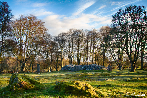 scotland ancient historic burial clava cairn