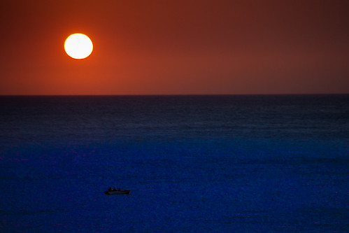 sunrise sunset beach taganga leaningladder canon 7d colombia silhouette