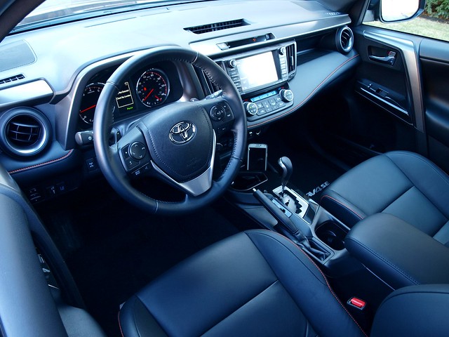 2016 Toyota RAV4 SE AWD