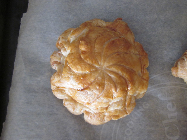 Daring Bakers December: Gateaux Pithiviers