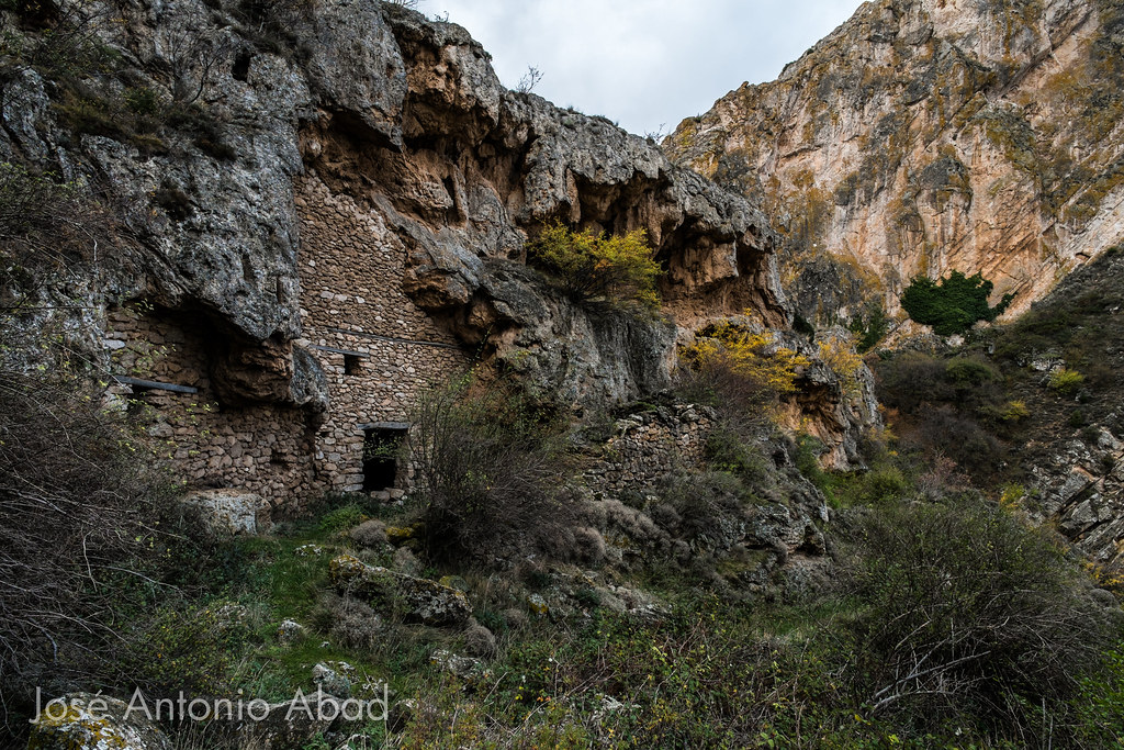 Cueva de las brujas. Las Parras de Martín, Teruel