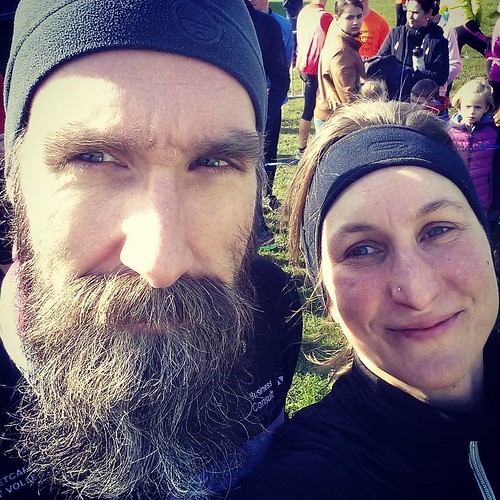 I ran so fast that this bearded man wanted stick with me, or maybe I ran so fast because the bearded man sticked with me ... 25K at a pace of 4:59 #natuurlooplier #natuurloop #iloverunning #nevernotrunning #instarunners #run #viennamarathon #beard #bearde