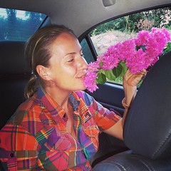 #rudiving # flower подарил милой букет не выходя из машины 😊ни один цветок не пострадал и остался расти на своем месте. 😉