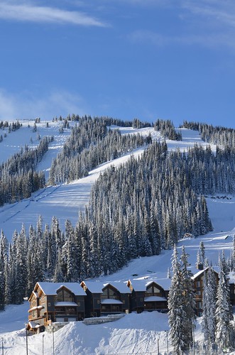 sky snow bc skihill skirun apexmountain