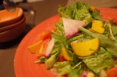 many kinds of fresh organic salad