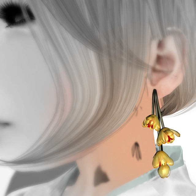 *NAMINOKE*WinterSweet - Mangetsu ro-bai earring