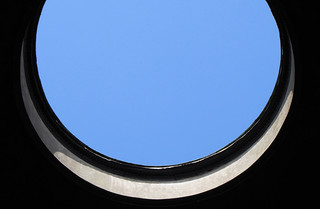 Pantheon oculus close