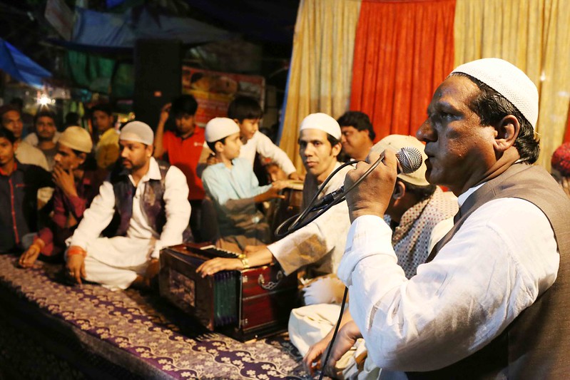 City Moment - The Late Night Street Qawwali, Hazrat Nizamuddin Basti