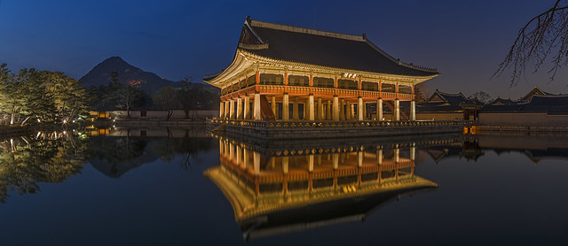 Twilight at Gyeongbokyeung Palace copy