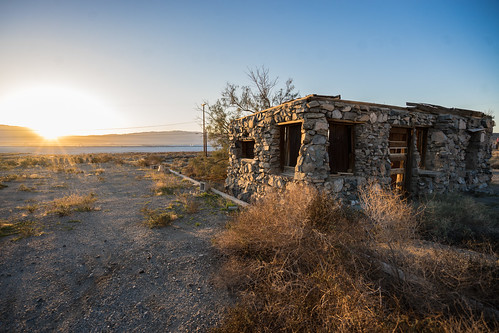house abandoned sunrise desert trona sel1635z sonya7ii