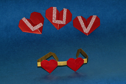 Origami Hearts with LUV and origami 'Love is blind' ( Francis Ow)