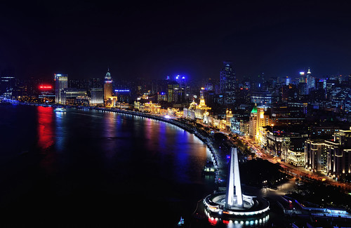 china city skyline architecture night twilight cityscape shanghai aerial historical bluehour thebund thebluehour puxi huangpuriver rebeccaang vuebar viewfromvue
