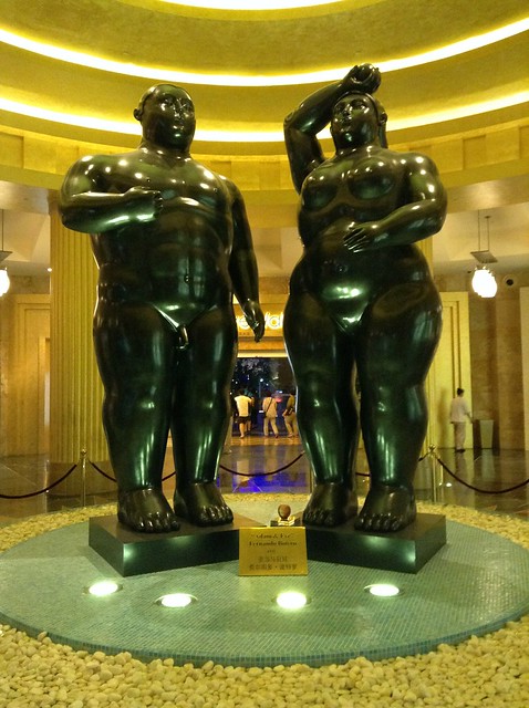 "Adam and Eve" by Fernando Botero @ Hotel Michael, Resorts World Sentosa