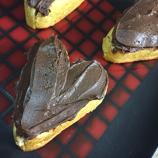 heart shaped twinkie cakes