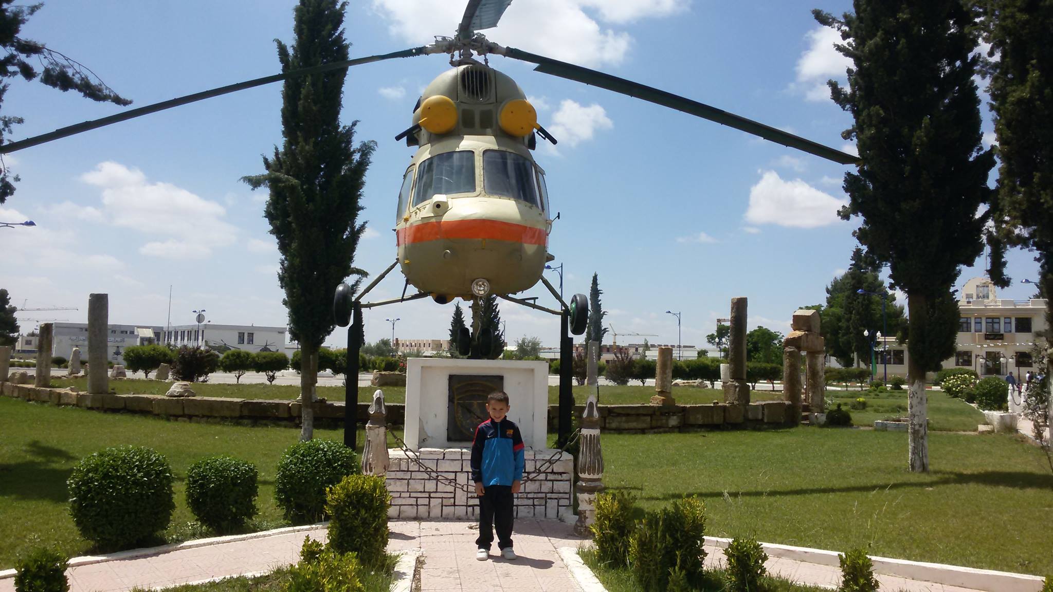 صور المروحيات القوات الجوية الجزائرية  [ Mi-2  Hoplite  ]   26464108182_216c269fe5_o