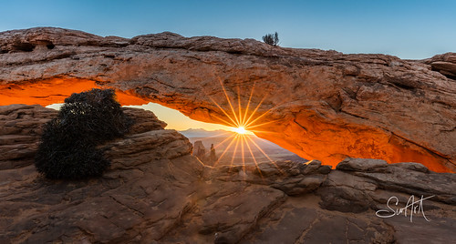 sunrise canyonlandsnationalpark legacy sunstar mesaarch greatphotographers