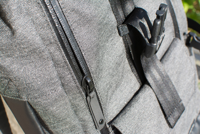 bp-side-zipper
