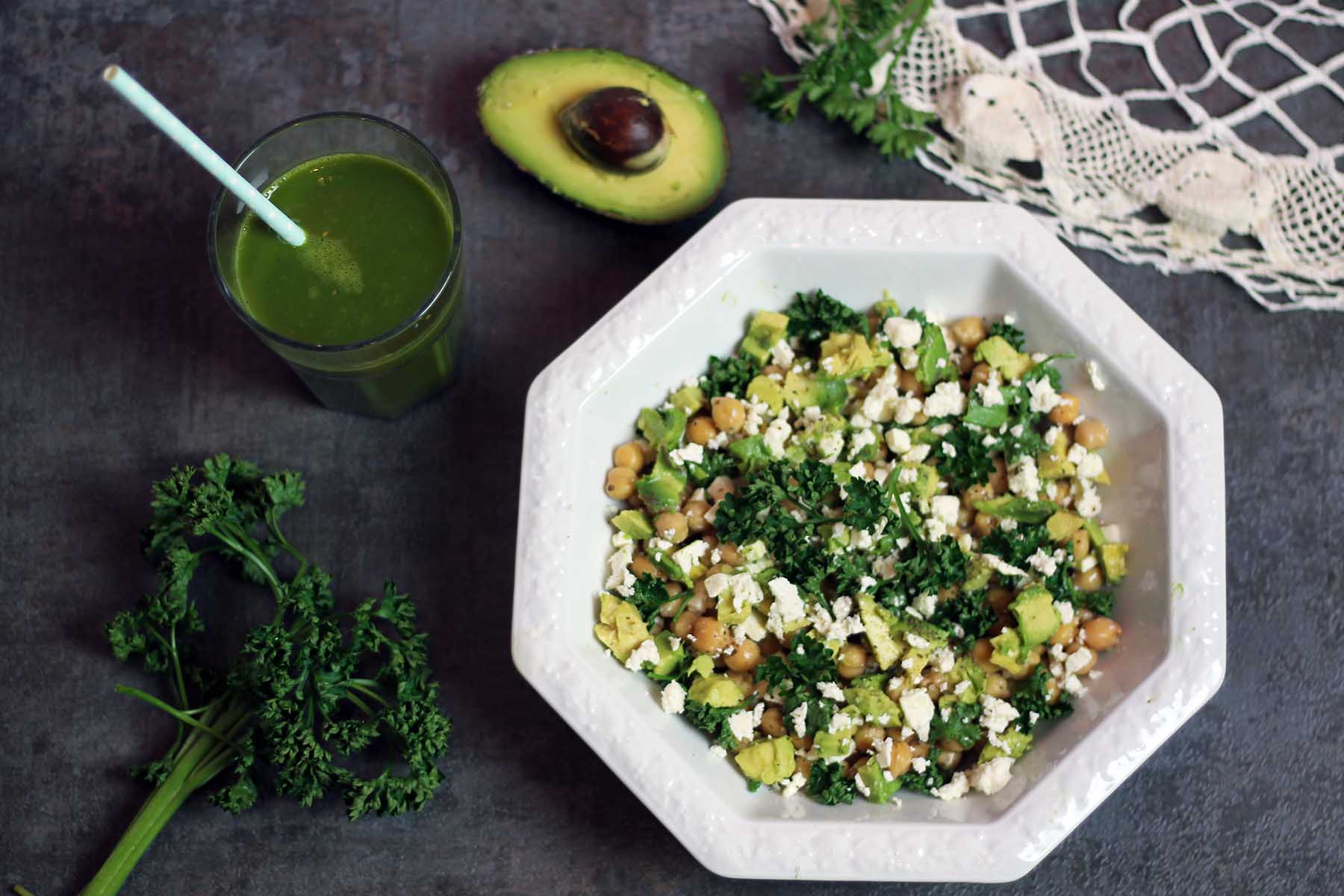 1-rezept-gesund-salat-fitness-healthy-avocado-kichererbsen-foodblog-blogger