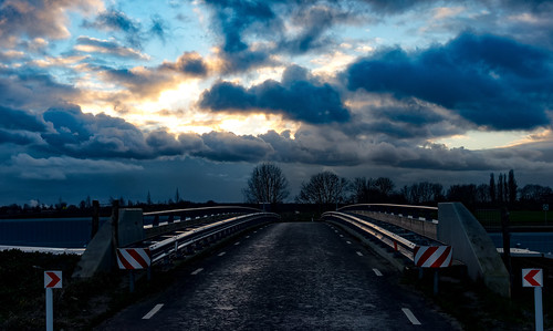 bridge sunset sky fence highway railing hff middendelfland nederlandvandaag bridgefence fencefriday