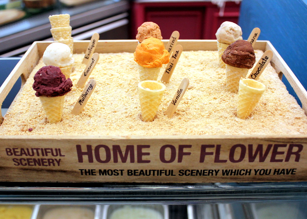 曼谷甜点:Issaya La法式糕点咖啡馆迷你冰淇淋