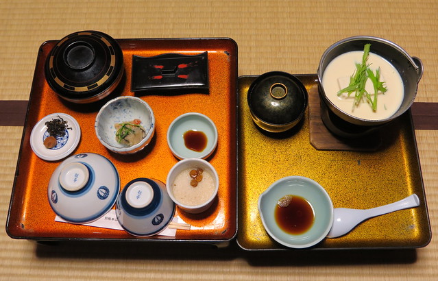 Breakfast at Fukuchi-in