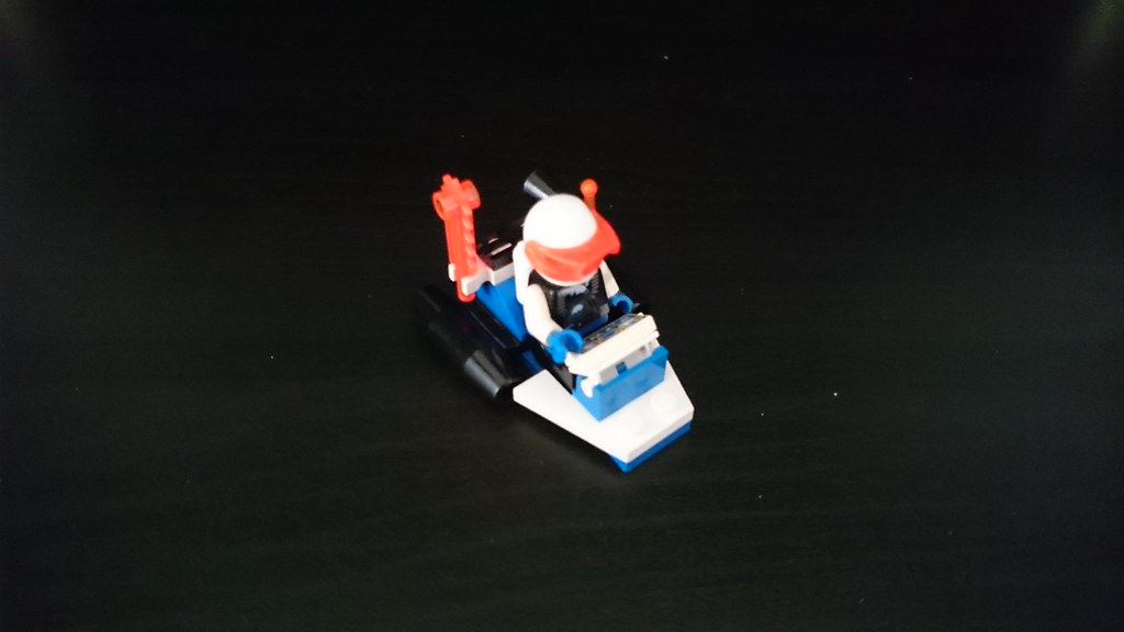 ThebrickReview: LEGO 75136 - (Star Wars) Droid Escape Pod (Pic Heavy!) 25885853056_1e1d3942d1_b